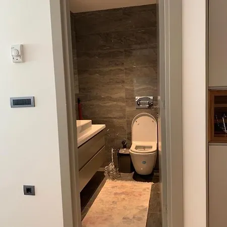 Appartamento Luxury Flat Front Mall Of *