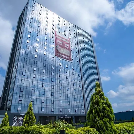 Luxury Flat Front Mall Of Apartment