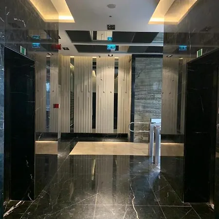 Luxury Flat Front Mall Of Apartment Istanbul