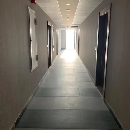 Apartment Luxury Flat Front Mall Of